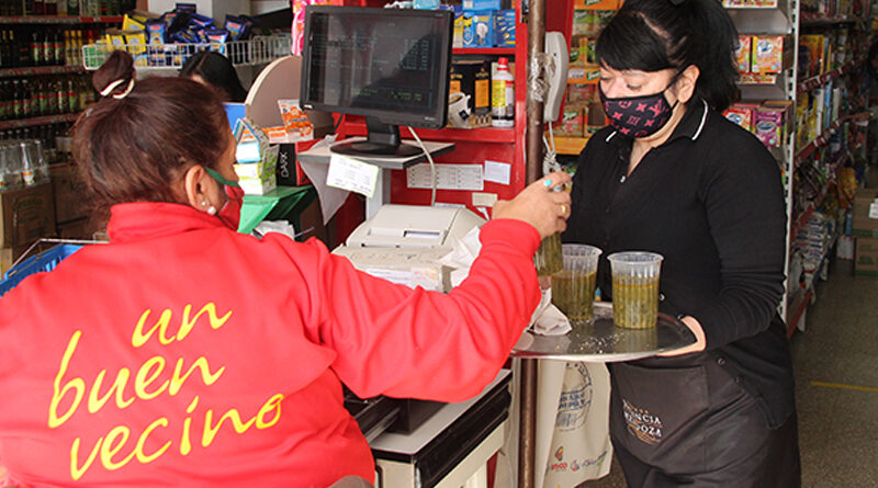 Gran sopa solidaria en distrito oeste