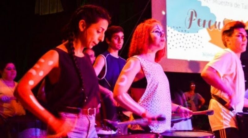 Talleres en el Galpón de juventudes