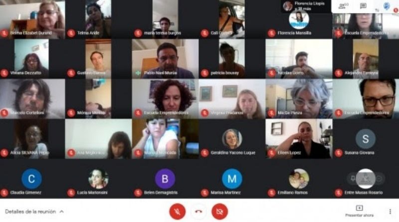 Escuela de Emprendimientos Sociales
