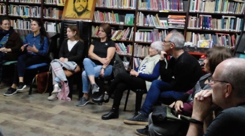 Biblioteca Pocho Lepratti